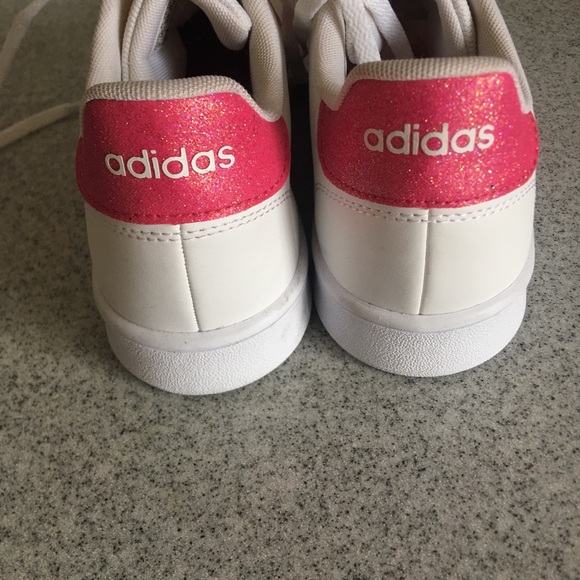 Adidas lady sneakers - Picture 2 of 5